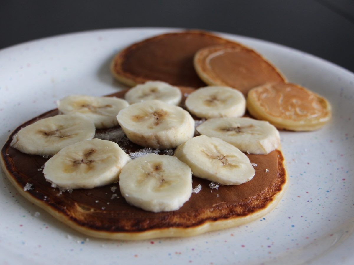 Banana Oatmeal Protein Pancake Laura London Fitness