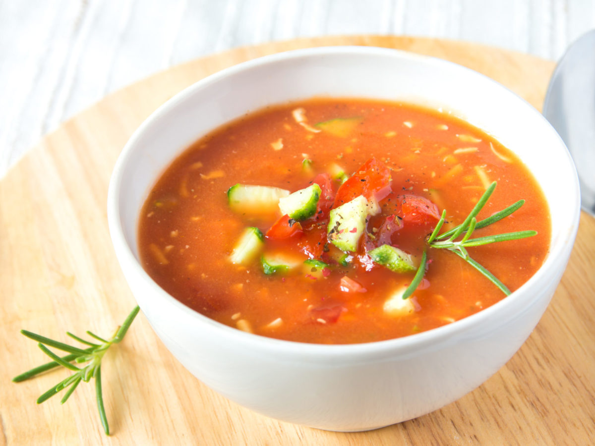 Vegan Yellow Pepper Gazpacho Soup in The Blender
